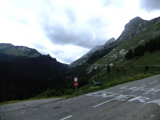 op weg naar de eerste col